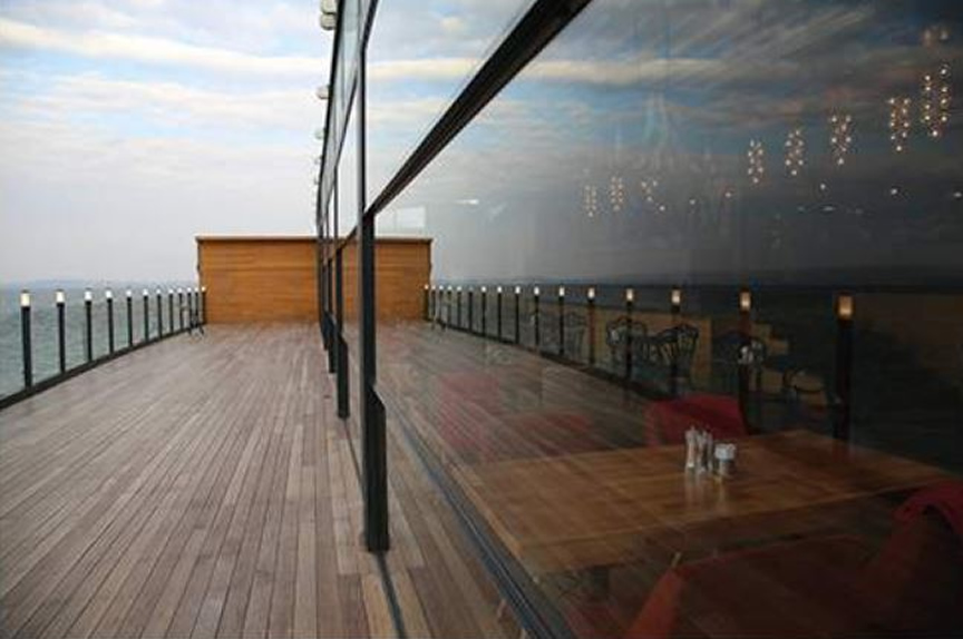 FENSTER YAPI - REHAU ALUMINIUM CLASSIC GUILLOTINE WINDOW